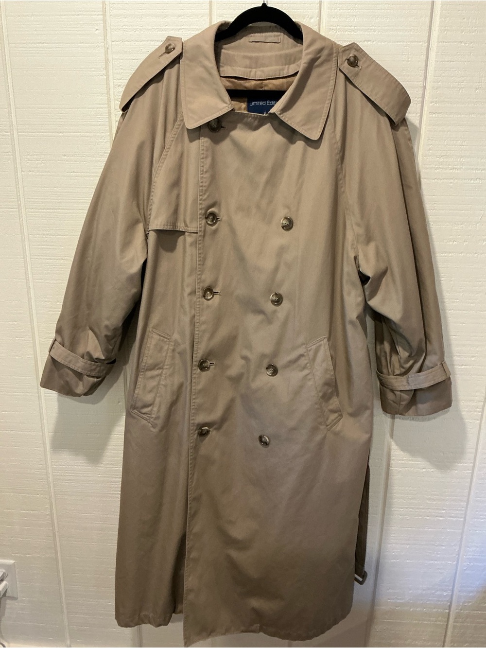 London Fog Limited Edition Mens Double Breasted Trench Coat 42R Belt Tan